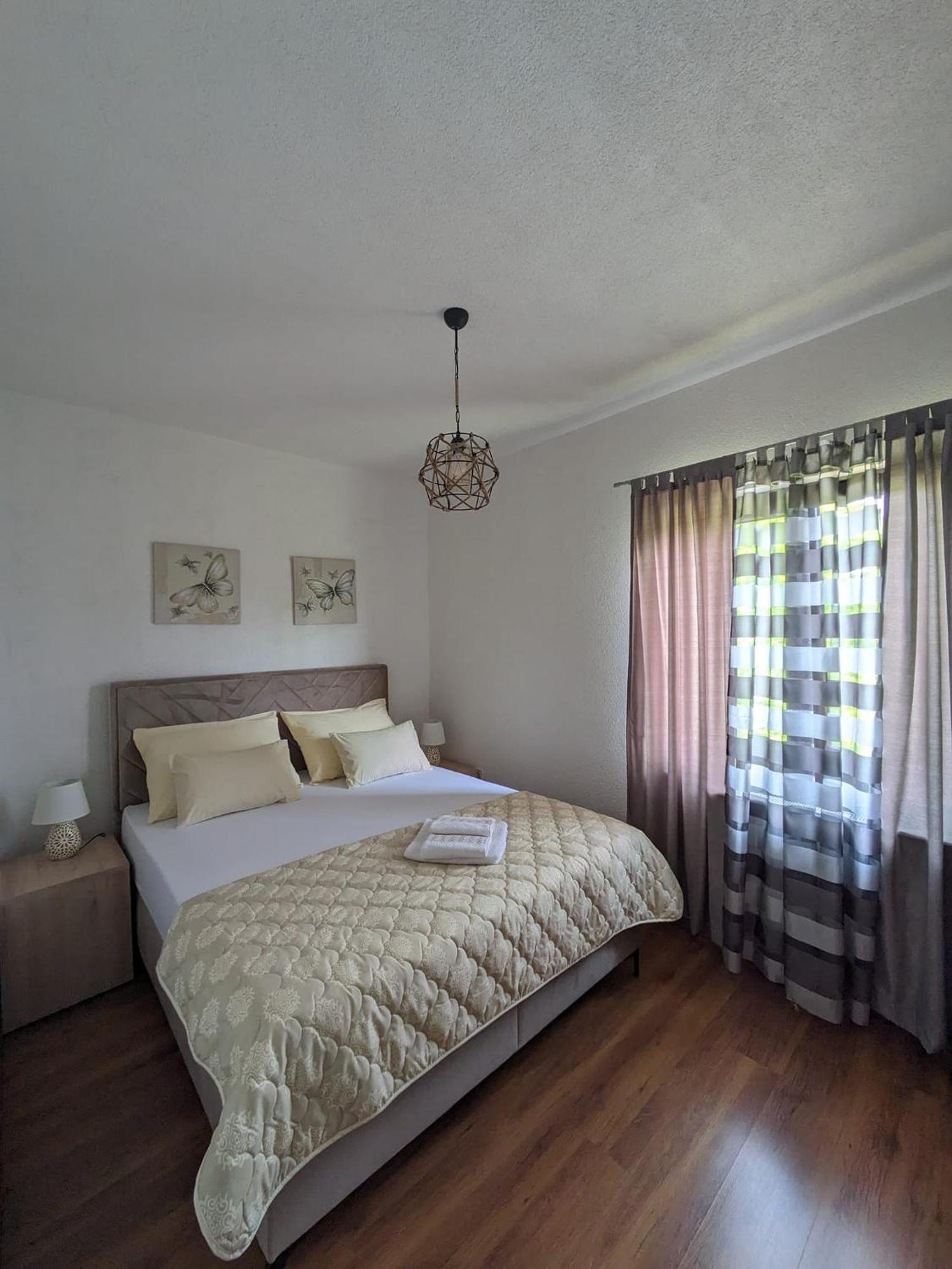 Vacation Home Keskic Velika Gata Dış mekan fotoğraf