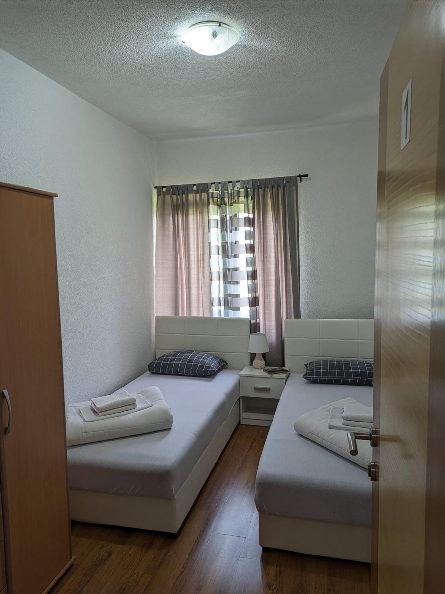 Vacation Home Keskic Velika Gata Dış mekan fotoğraf